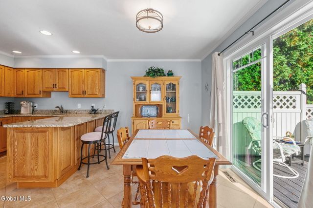 5 Erie Court, Waterford, NY 12188