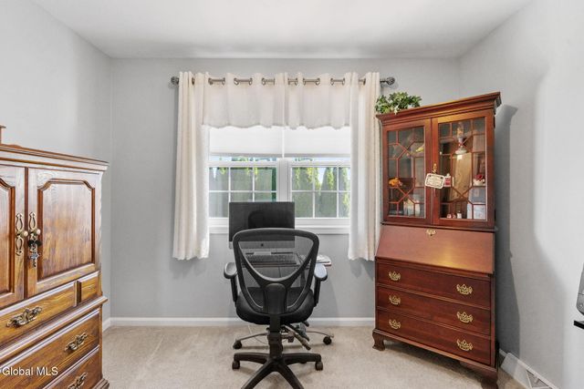 5 Erie Court, Waterford, NY 12188