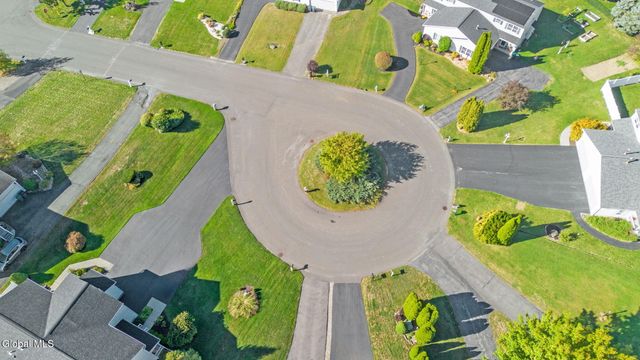 5 Erie Court, Waterford, NY 12188