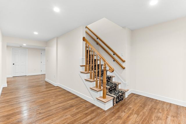 10 Viking Rd, Winchester, MA 01890