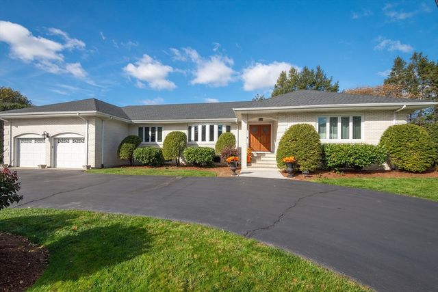 10 Viking Rd, Winchester, MA 01890