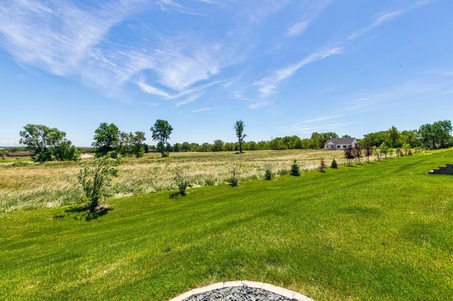 5831 NW 90th Street, Johnston, IA 50131