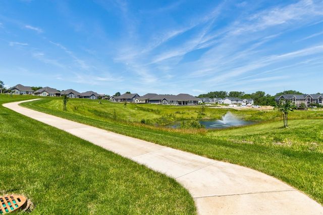 5831 NW 90th Street, Johnston, IA 50131
