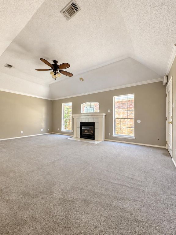 Image 3 of property listing at 10 Southridge Drive, San Angelo, TX 76904