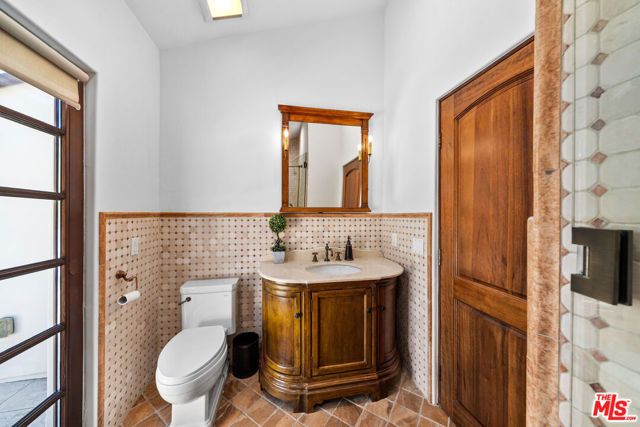 11937 W Sunset Boulevard 3, Los Angeles, CA 90049
