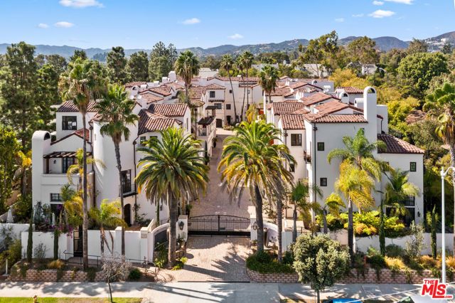 11937 W Sunset Boulevard 3, Los Angeles, CA 90049