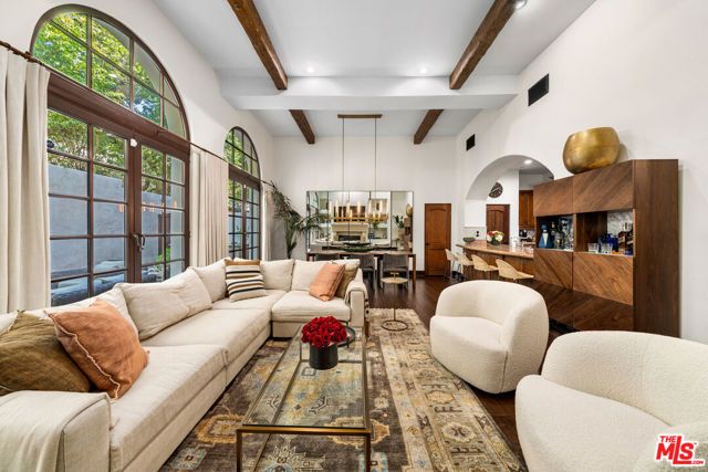 11937 W Sunset Boulevard 3, Los Angeles, CA 90049