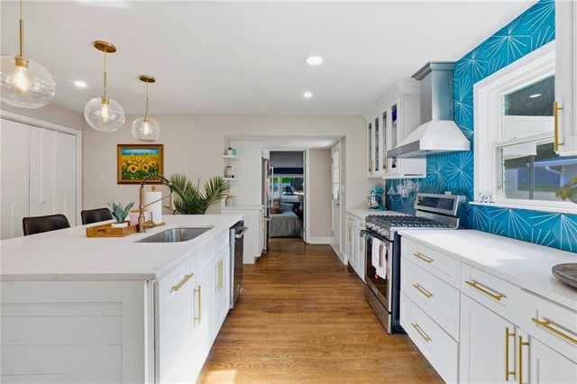 886 Scott Circle, Decatur, GA 30033