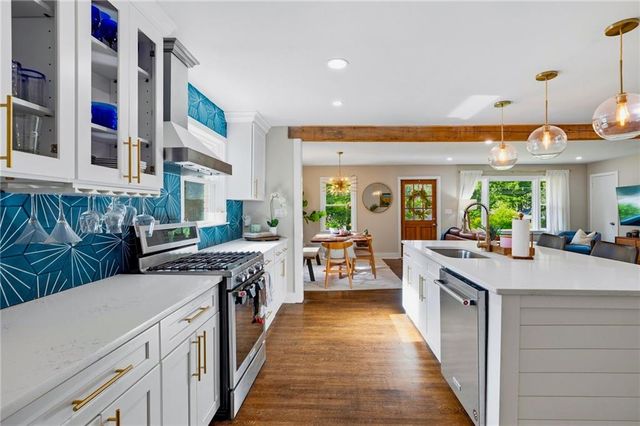 886 Scott Circle, Decatur, GA 30033