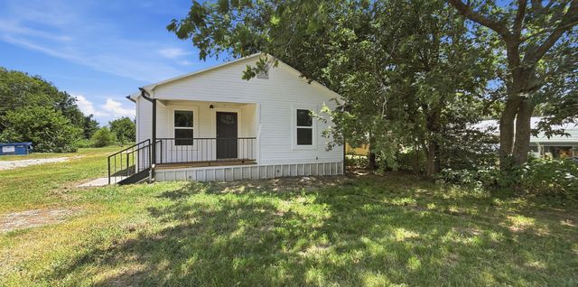 108 N Main Street, Sadler, TX 76264