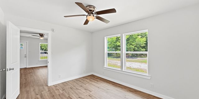108 N Main Street, Sadler, TX 76264