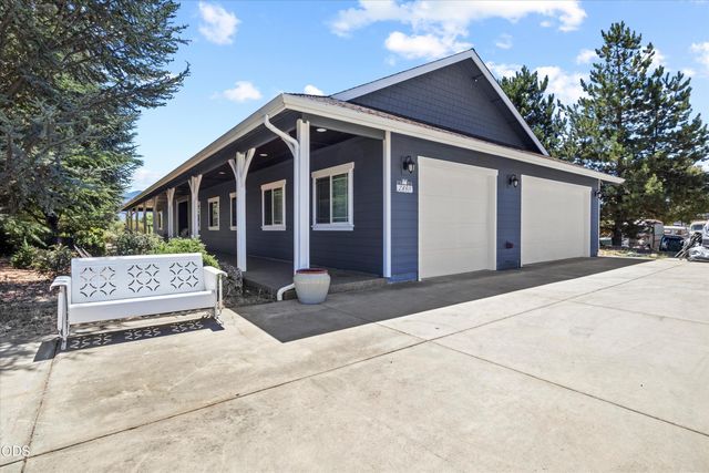 2850 Woodland Park Road, Grants Pass, OR 97527