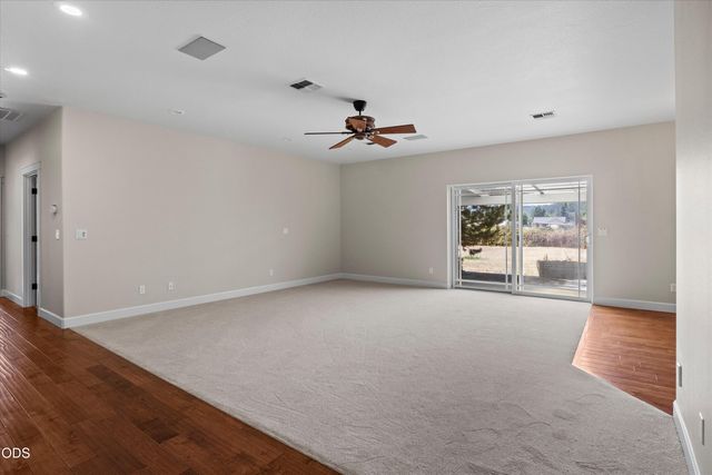 2850 Woodland Park Road, Grants Pass, OR 97527