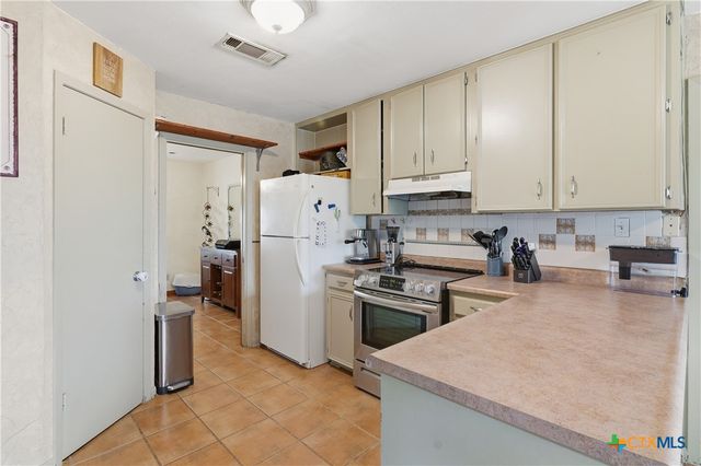 384 Waterway Pass, New Braunfels, TX 78130