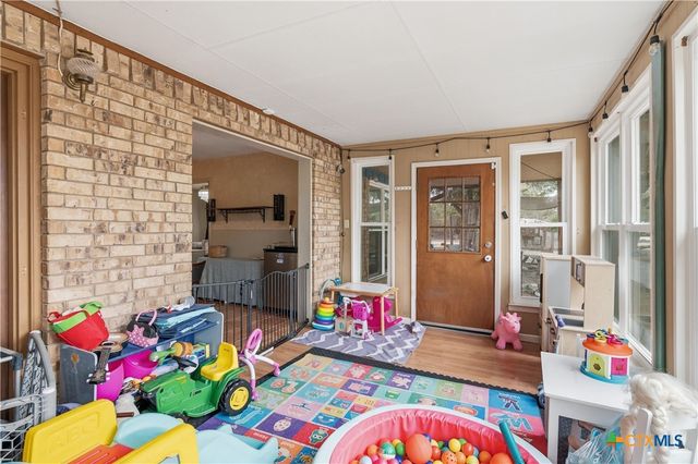 384 Waterway Pass, New Braunfels, TX 78130