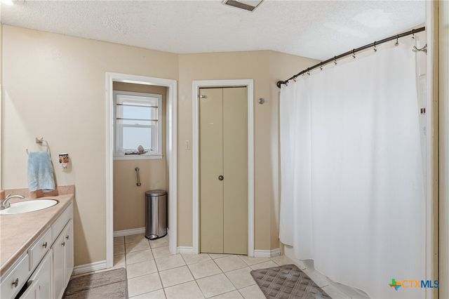 384 Waterway Pass, New Braunfels, TX 78130