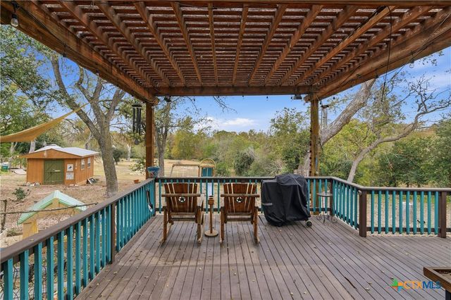 384 Waterway Pass, New Braunfels, TX 78130