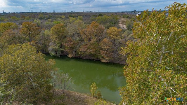 384 Waterway Pass, New Braunfels, TX 78130