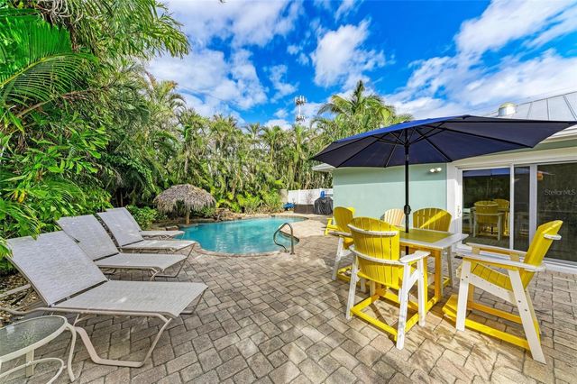 308 58TH STREET A, Holmes Beach, FL 34217