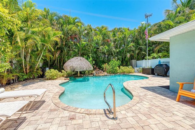 308 58TH STREET A, Holmes Beach, FL 34217