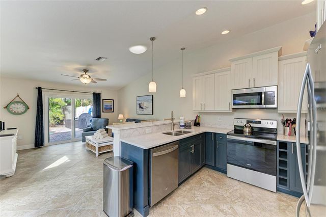 308 58TH STREET A, Holmes Beach, FL 34217