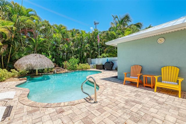 308 58TH STREET A, Holmes Beach, FL 34217