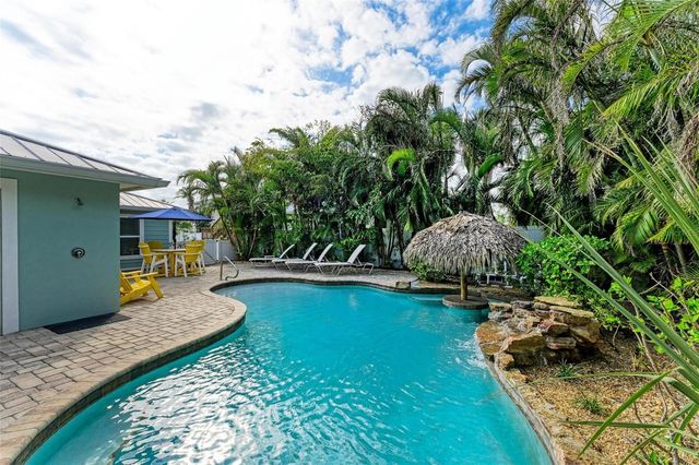 308 58TH STREET A, Holmes Beach, FL 34217