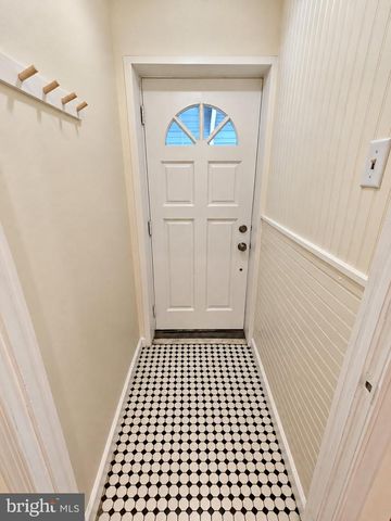 1316 S 8TH ST, Philadelphia, PA 19147