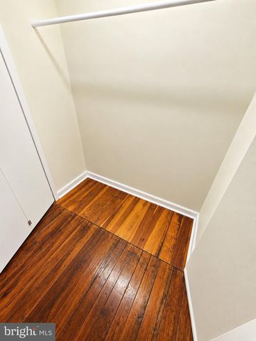 1316 S 8TH ST, Philadelphia, PA 19147