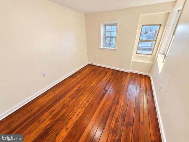1316 S 8TH ST, Philadelphia, PA 19147
