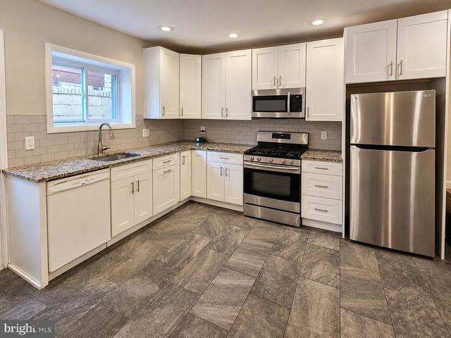 1316 S 8TH ST, Philadelphia, PA 19147