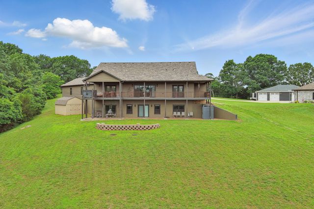 126 Twin Cavern Trail, Reeds Spring, MO 65737