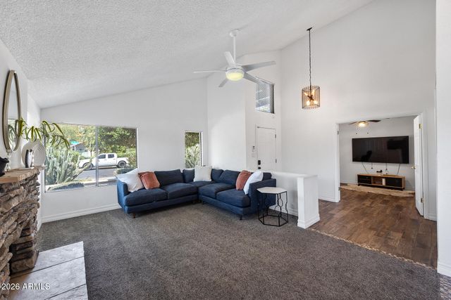 1923 S HENKEL Circle, Mesa, AZ 85202