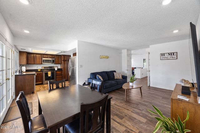 1923 S HENKEL Circle, Mesa, AZ 85202