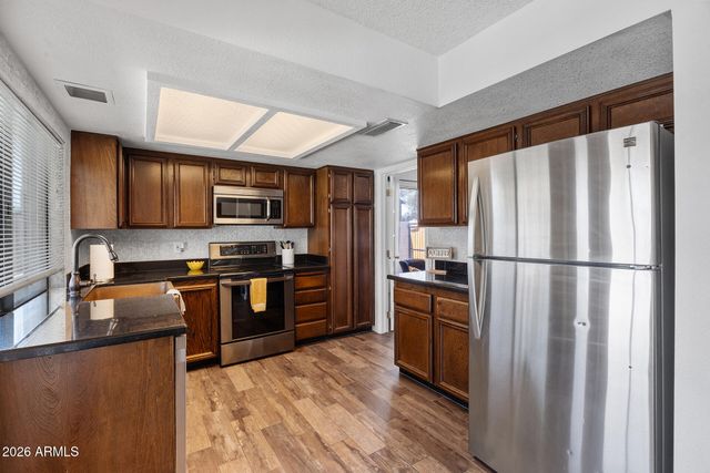 1923 S HENKEL Circle, Mesa, AZ 85202