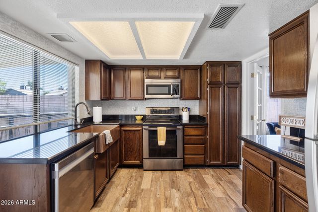1923 S HENKEL Circle, Mesa, AZ 85202