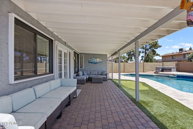 1923 S HENKEL Circle, Mesa, AZ 85202