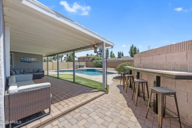 1923 S HENKEL Circle, Mesa, AZ 85202