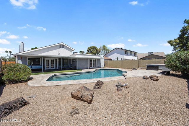 1923 S HENKEL Circle, Mesa, AZ 85202