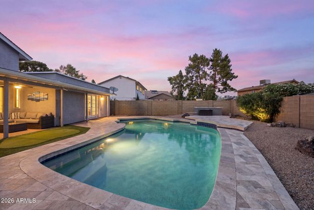 1923 S HENKEL Circle, Mesa, AZ 85202