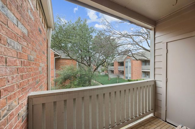 12660 Hillcrest Road 5203, Dallas, TX 75230