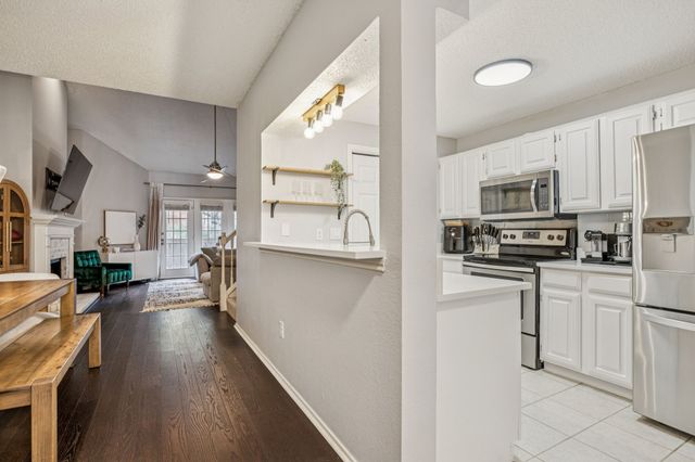 12660 Hillcrest Road 5203, Dallas, TX 75230