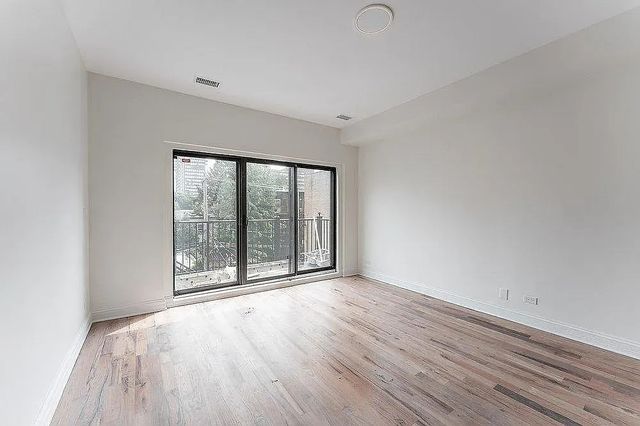 5731 N Winthrop Avenue penthouse, Chicago, IL 60660