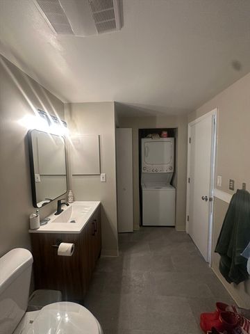 84 Gainsborough St 305W, Boston, MA 02115