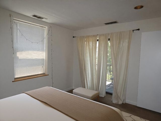 84 Gainsborough St 305W, Boston, MA 02115