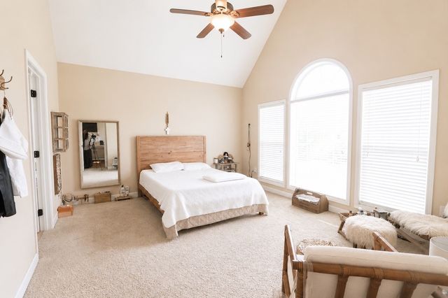 101 Brook Hollow Ct, Bon Aqua, TN 37025