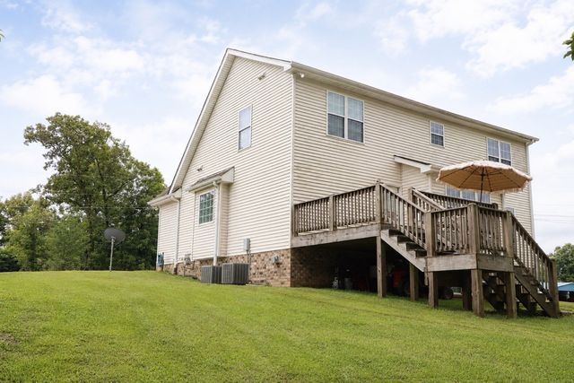 101 Brook Hollow Ct, Bon Aqua, TN 37025