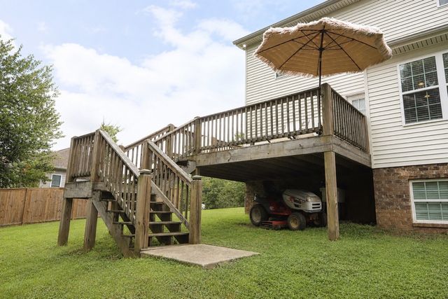 101 Brook Hollow Ct, Bon Aqua, TN 37025