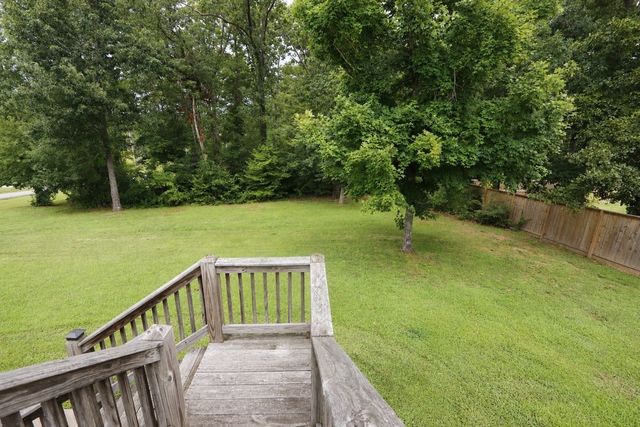 101 Brook Hollow Ct, Bon Aqua, TN 37025