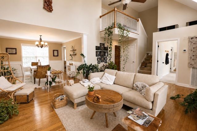 101 Brook Hollow Ct, Bon Aqua, TN 37025
